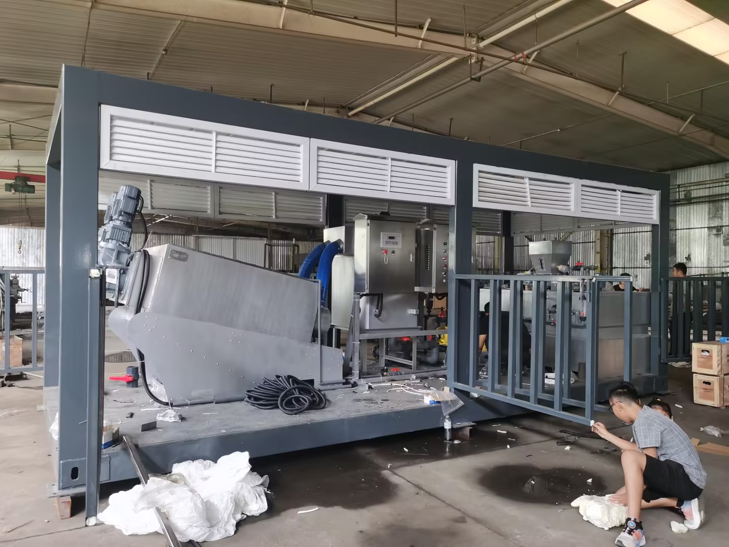 撬裝一體疊螺污泥脫水機(jī) 撬裝一體疊螺污泥脫水機(jī)